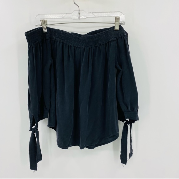 Feel The Piece Blue Off The Shoulder Top M/L - Picture 1 of 8